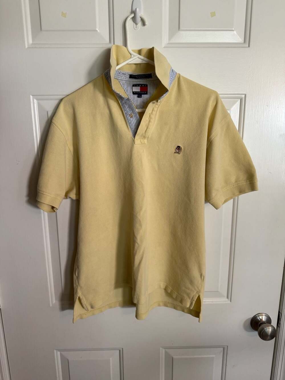 Tommy Hilfiger Men's Yellow Short Sleeve Polo Shirt with Striped Collar Size S